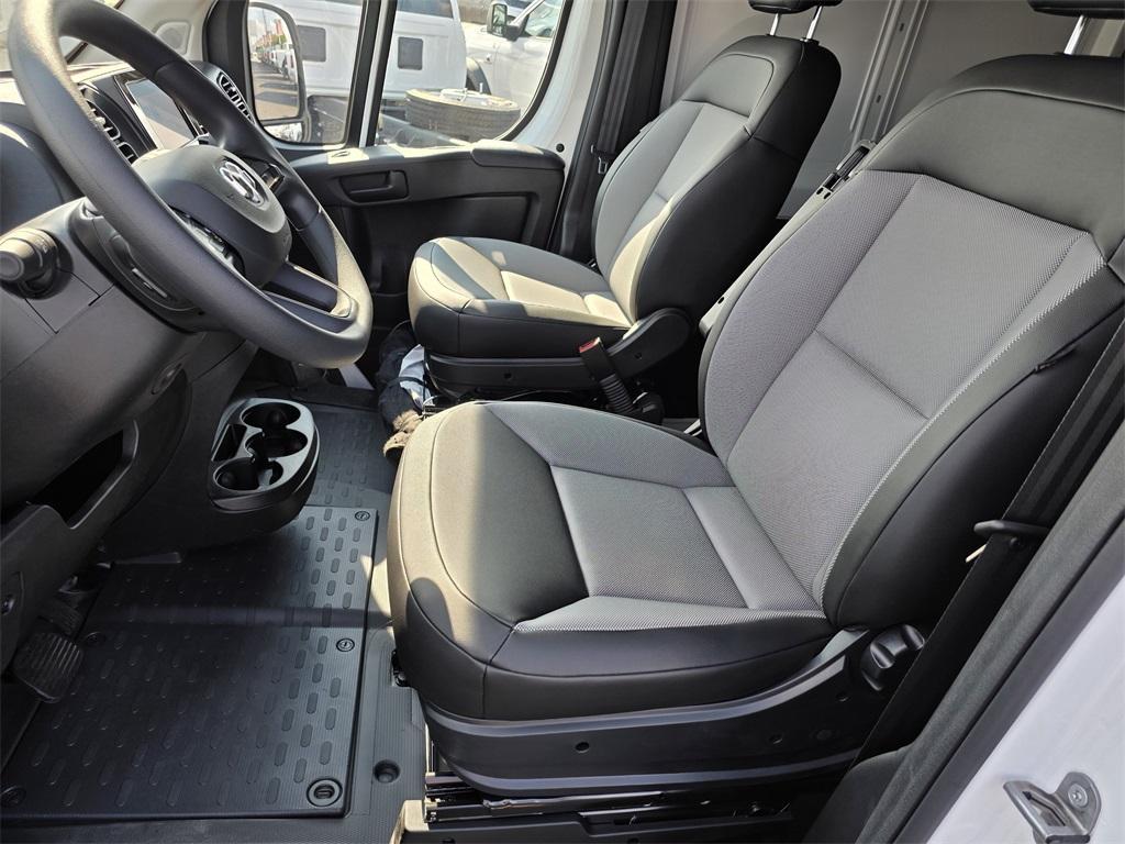 new 2025 Ram ProMaster 2500 car, priced at $44,920