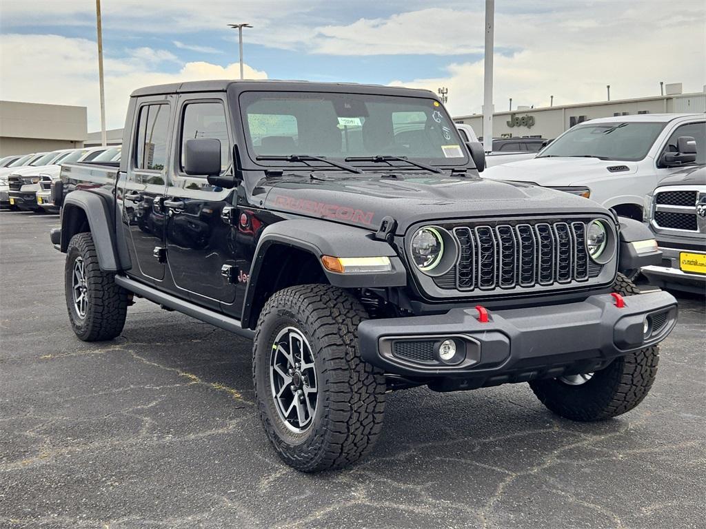 new 2025 Jeep Gladiator car, priced at $45,996