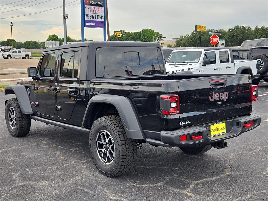 new 2025 Jeep Gladiator car, priced at $45,996