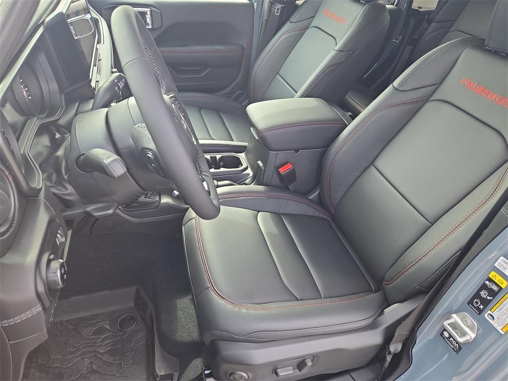 new 2025 Jeep Gladiator car, priced at $46,996