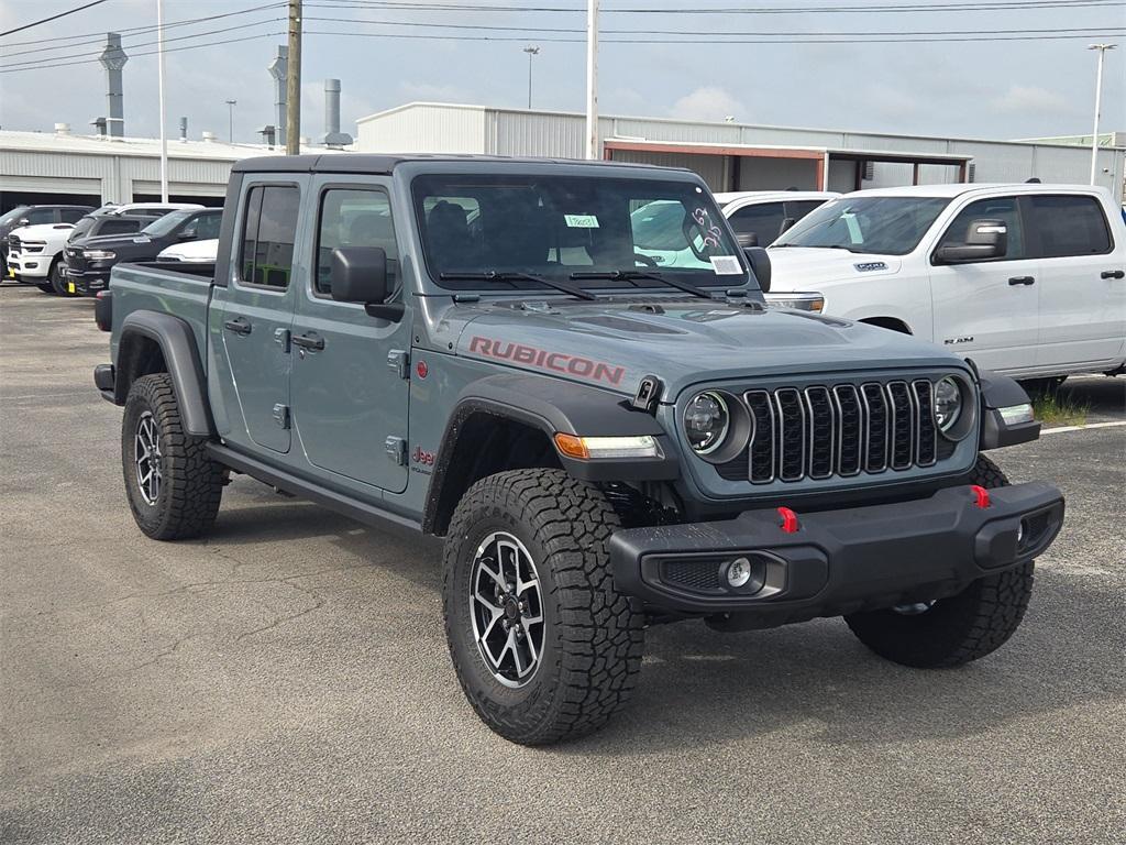 new 2025 Jeep Gladiator car, priced at $46,996
