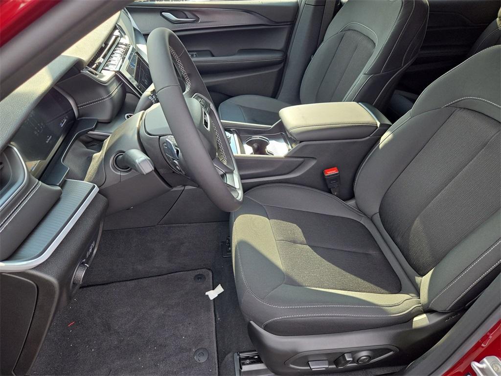 new 2025 Jeep Grand Cherokee L car, priced at $35,385