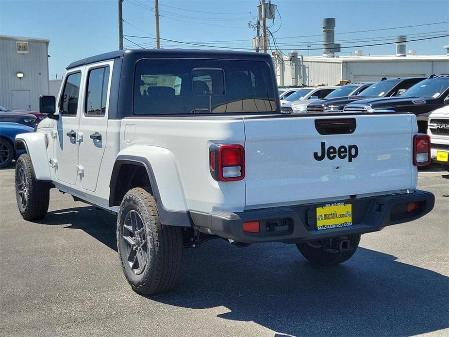 new 2024 Jeep Gladiator car, priced at $42,100