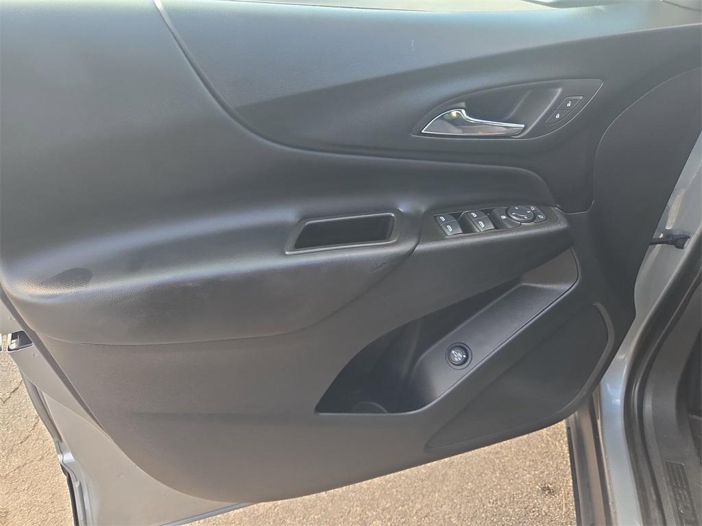 used 2023 Chevrolet Equinox car, priced at $23,099