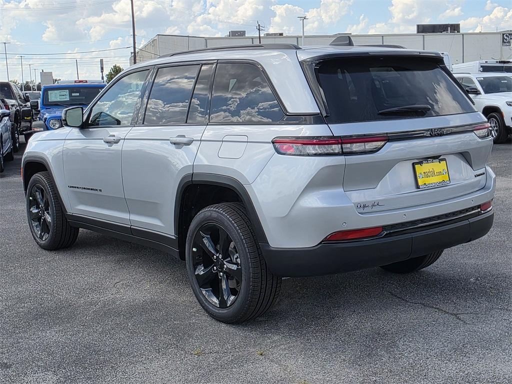 new 2025 Jeep Grand Cherokee car, priced at $41,603
