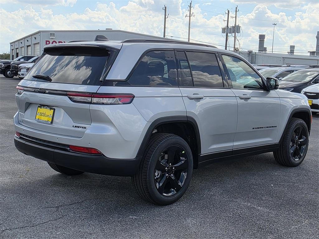 new 2025 Jeep Grand Cherokee car, priced at $41,603