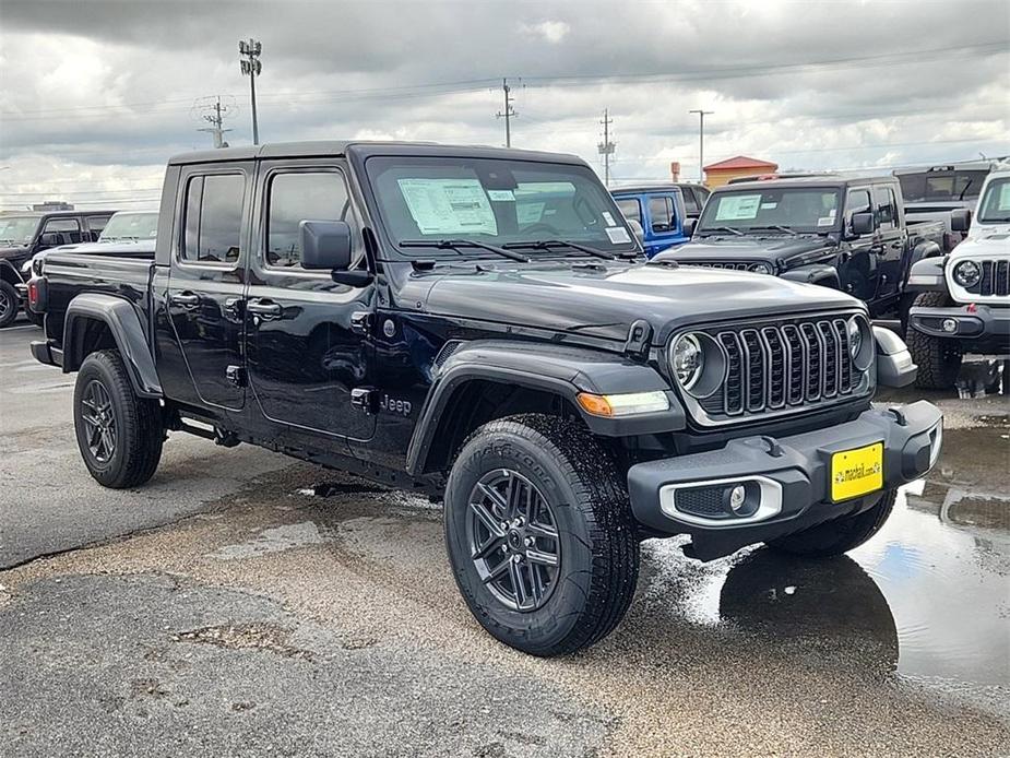 new 2024 Jeep Gladiator car, priced at $44,220