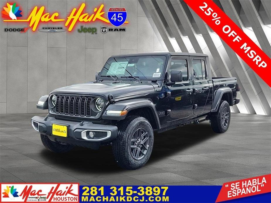 new 2024 Jeep Gladiator car, priced at $44,220