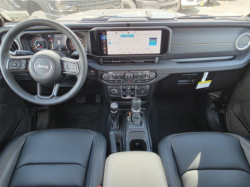 new 2025 Jeep Gladiator car, priced at $41,038