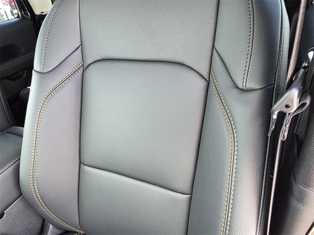 new 2025 Jeep Gladiator car, priced at $41,038