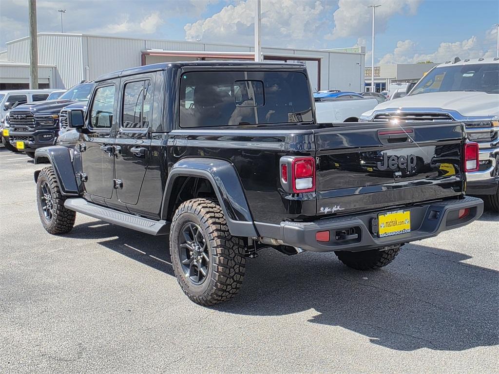 new 2025 Jeep Gladiator car, priced at $41,038