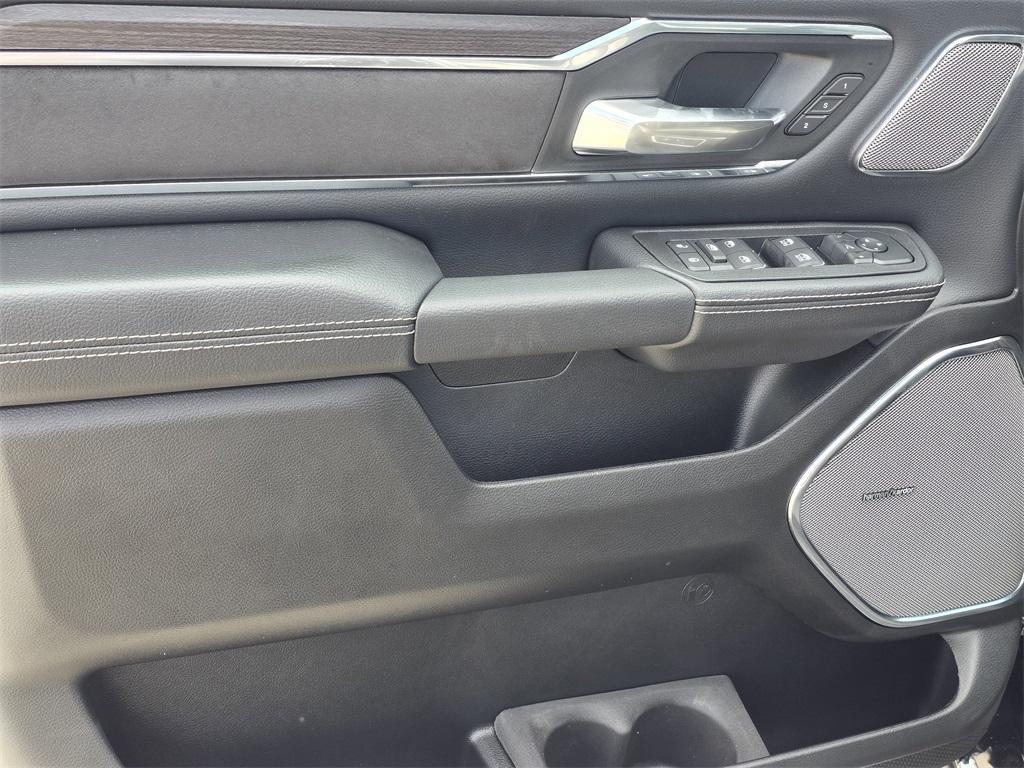 new 2026 Ram 1500 car, priced at $60,627