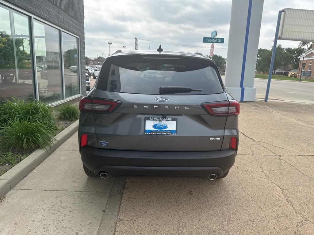 new 2025 Ford Escape car, priced at $33,498