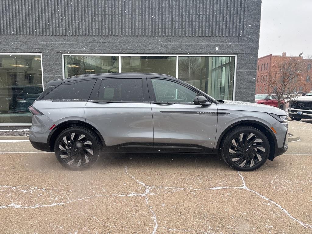 new 2025 Lincoln Nautilus car, priced at $61,488