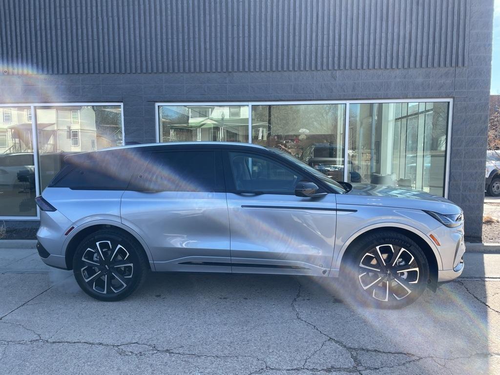 new 2025 Lincoln Nautilus car, priced at $62,988