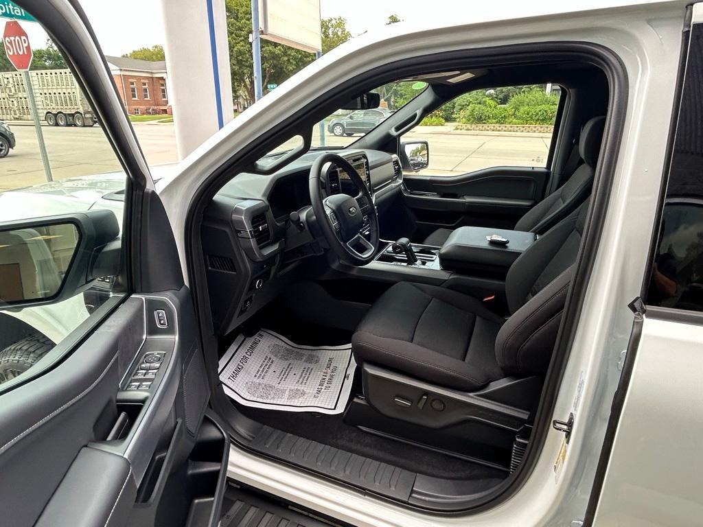 new 2025 Ford F-150 car, priced at $59,988