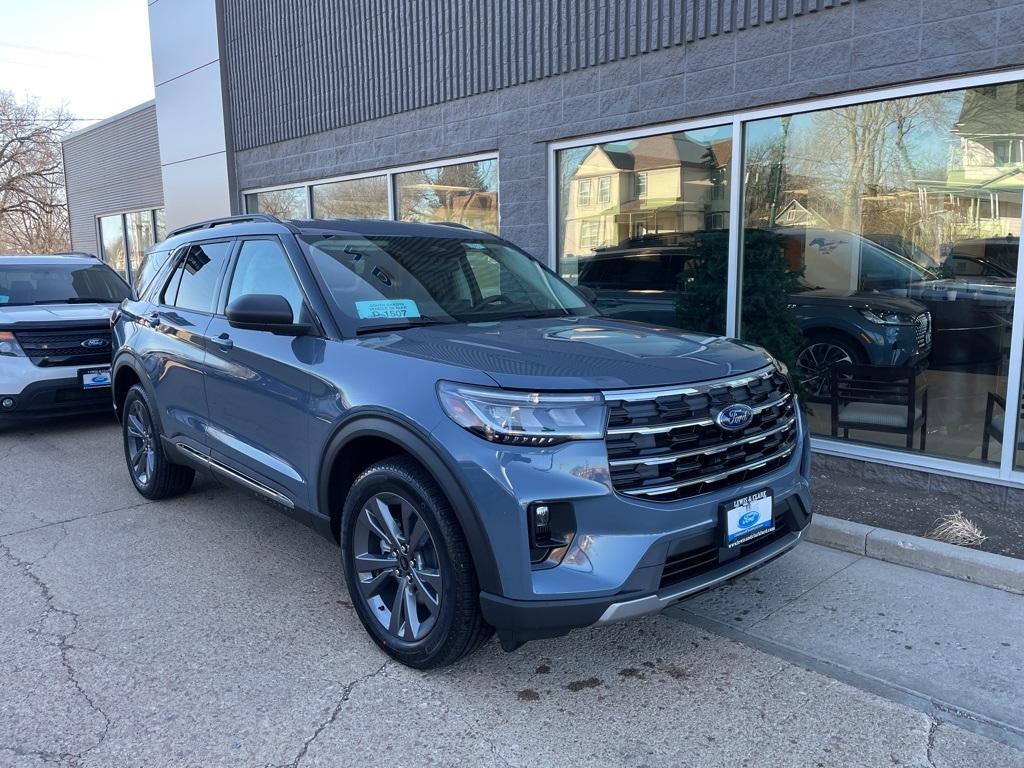 new 2025 Ford Explorer car, priced at $45,988