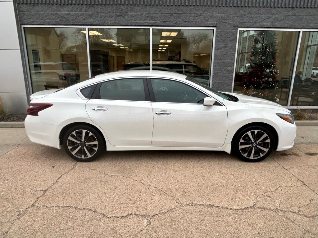 used 2017 Nissan Altima car, priced at $7,988