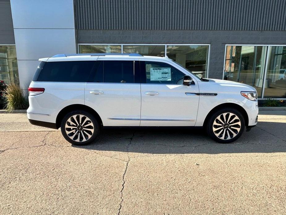 new 2024 Lincoln Navigator car, priced at $101,499