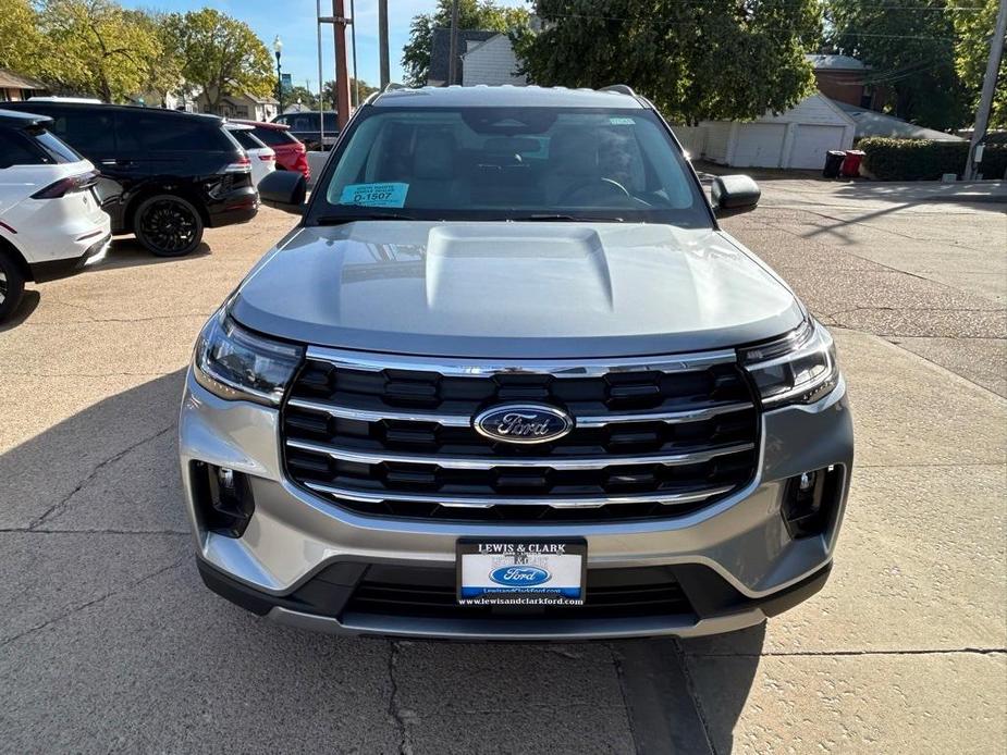 new 2025 Ford Explorer car, priced at $45,988