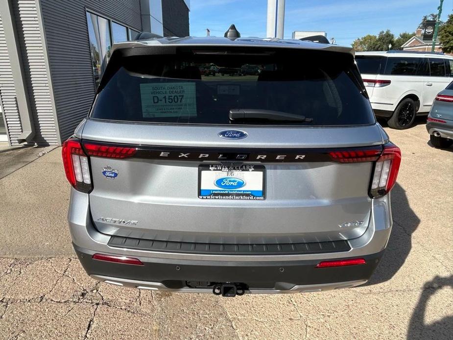 new 2025 Ford Explorer car, priced at $45,988