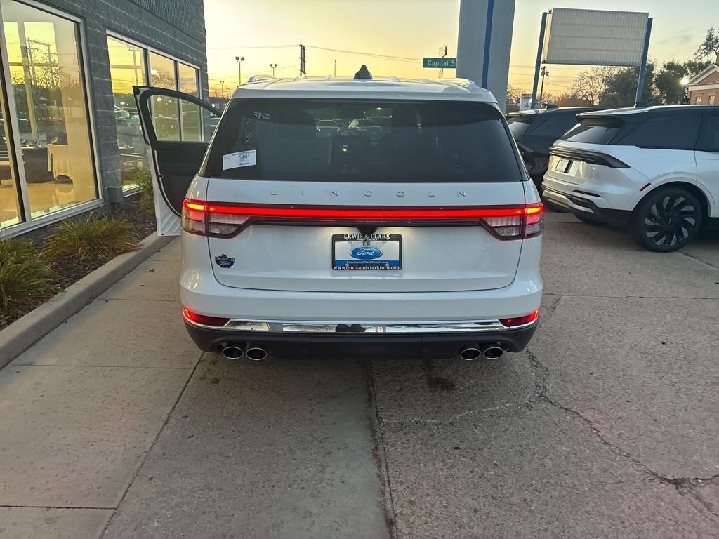 new 2025 Lincoln Aviator car, priced at $71,988