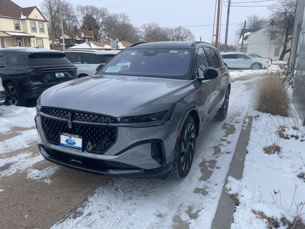 new 2025 Lincoln Nautilus car, priced at $67,498