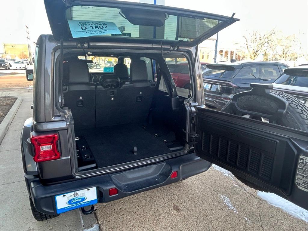 used 2019 Jeep Wrangler Unlimited car, priced at $33,488