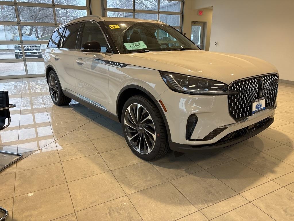 new 2025 Lincoln Aviator car, priced at $77,988