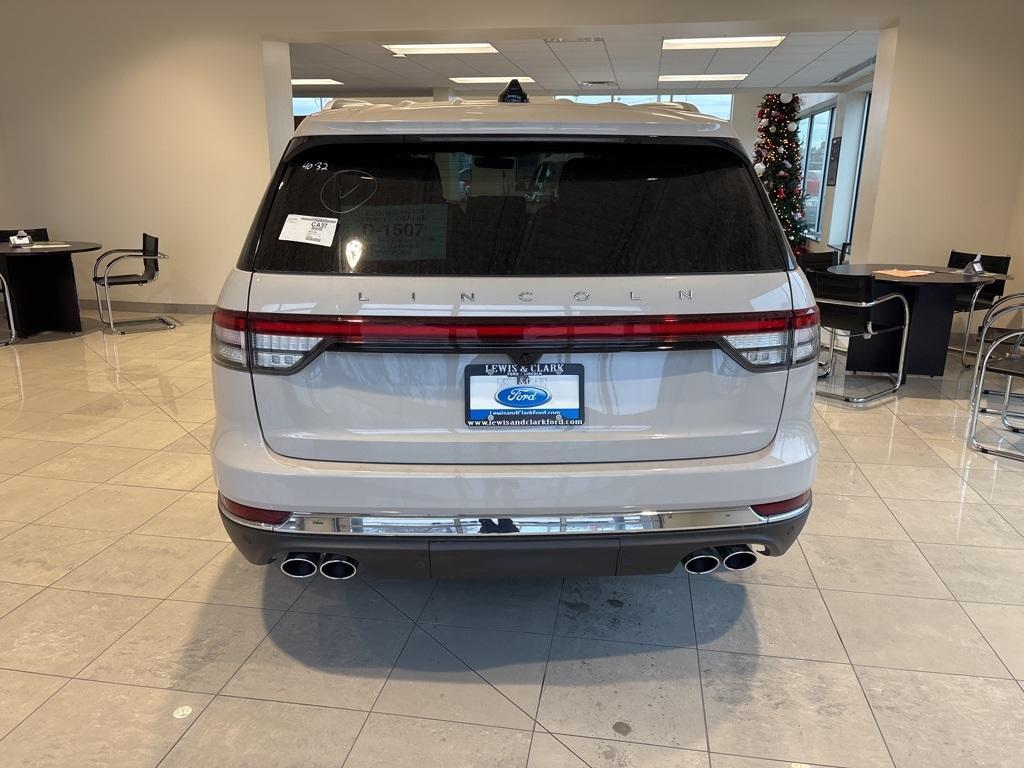 new 2025 Lincoln Aviator car, priced at $75,398