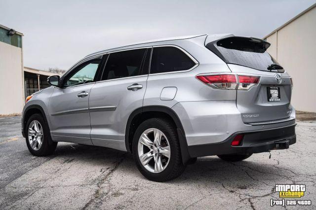 used 2015 Toyota Highlander car, priced at $24,998
