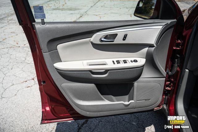 used 2010 Chevrolet Traverse car, priced at $8,998