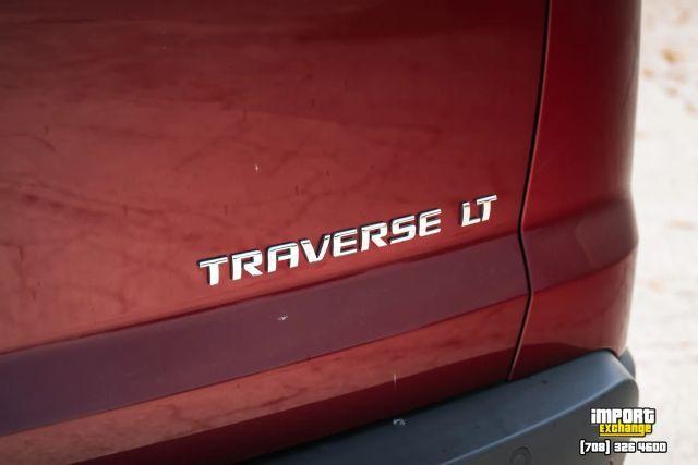 used 2010 Chevrolet Traverse car, priced at $8,998