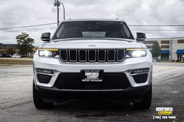 used 2022 Jeep Grand Cherokee car, priced at $32,998