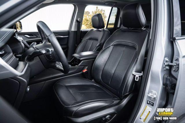used 2022 Jeep Grand Cherokee car, priced at $32,998