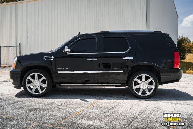 used 2010 Cadillac Escalade car, priced at $10,998