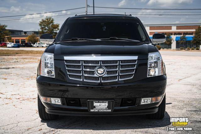 used 2010 Cadillac Escalade car, priced at $10,998