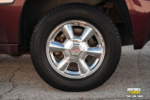 used 2007 GMC Envoy car, priced at $4,998