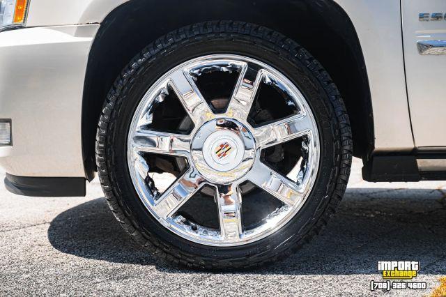 used 2013 Cadillac Escalade car, priced at $11,998