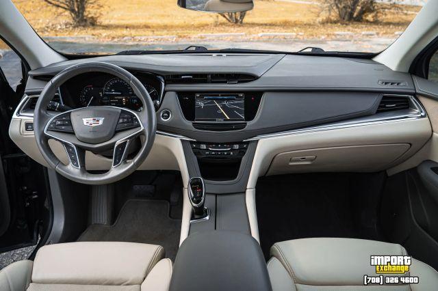 used 2017 Cadillac XT5 car, priced at $10,998