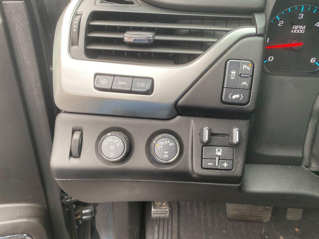 used 2020 Chevrolet Suburban car, priced at $40,336