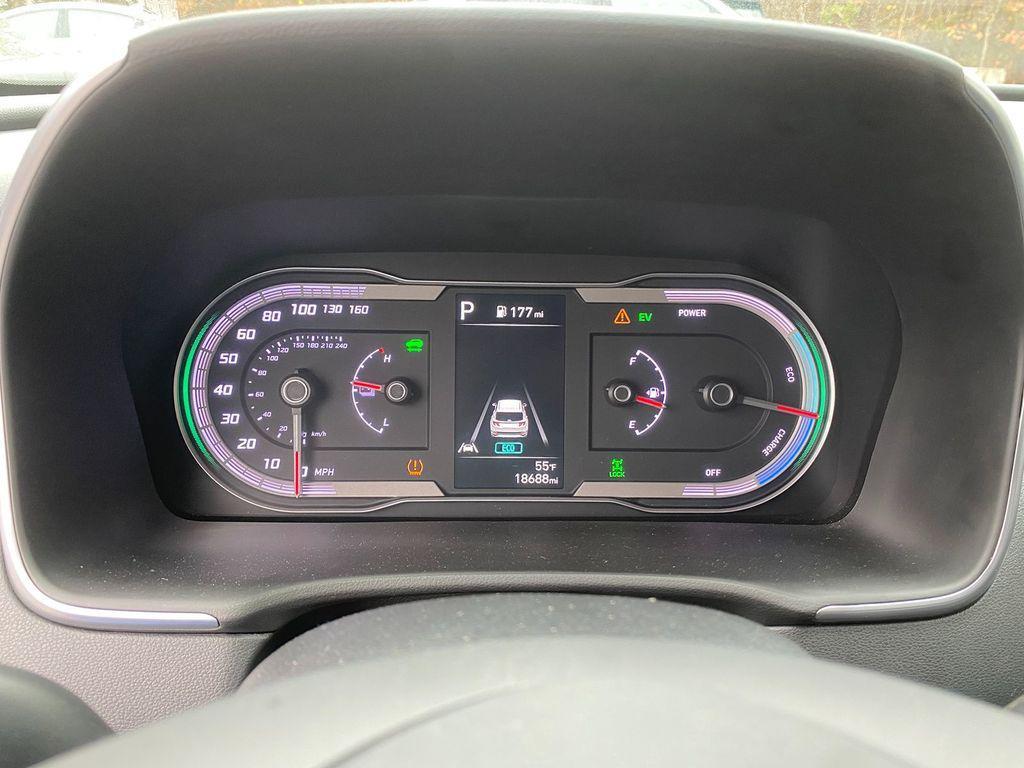 used 2024 Hyundai TUCSON Hybrid car, priced at $28,495