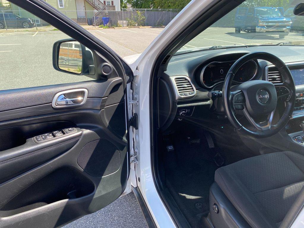 used 2021 Jeep Grand Cherokee car, priced at $25,523