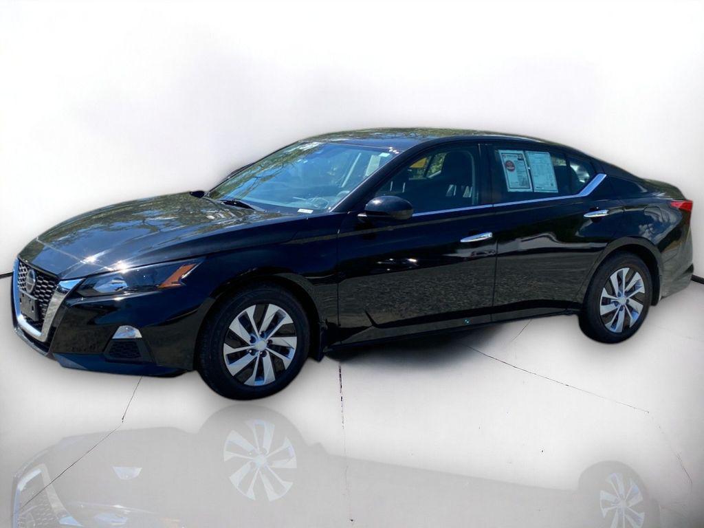 used 2022 Nissan Altima car, priced at $21,999