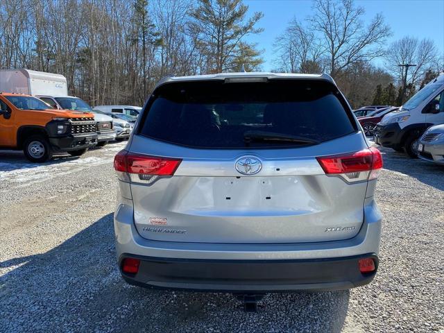 used 2019 Toyota Highlander car, priced at $29,988