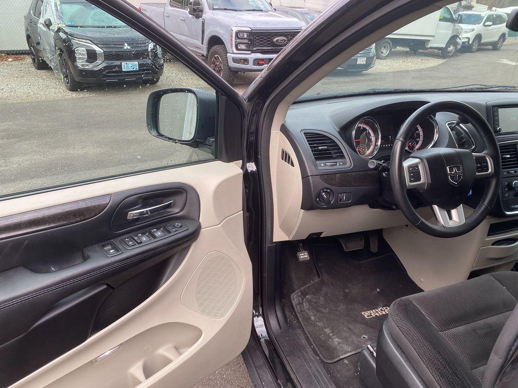 used 2017 Dodge Grand Caravan car, priced at $15,648
