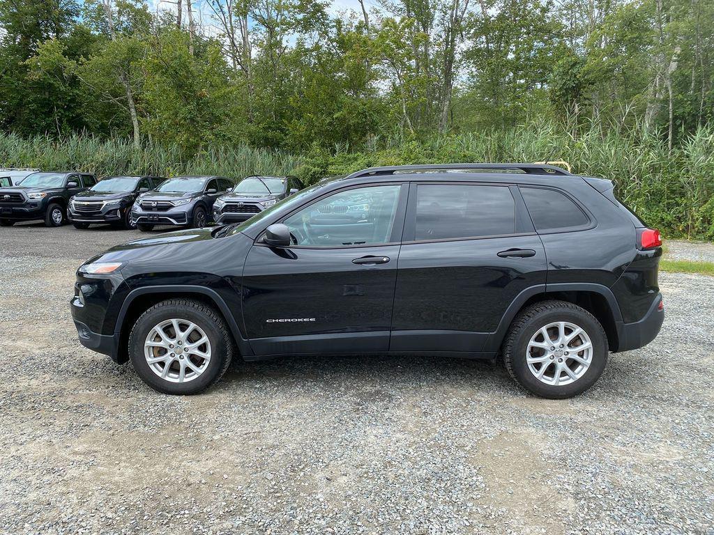 used 2016 Jeep Cherokee car, priced at $11,988