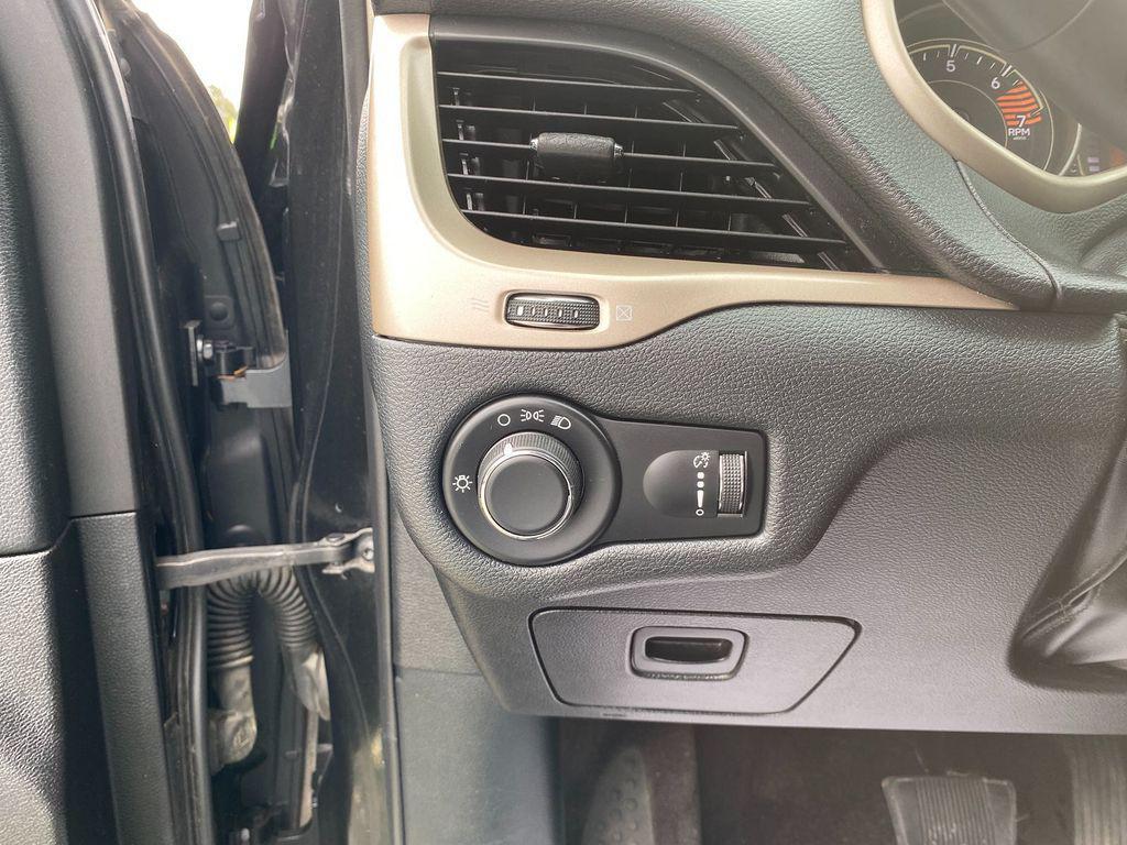 used 2016 Jeep Cherokee car, priced at $11,988