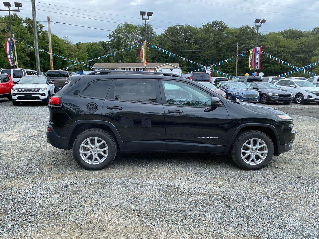 used 2016 Jeep Cherokee car, priced at $11,988