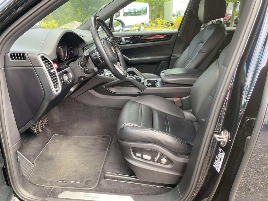 used 2019 Porsche Cayenne car, priced at $33,795